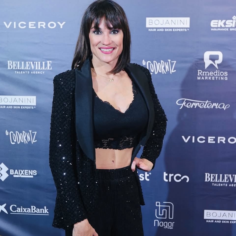 Contratar Irene Villa