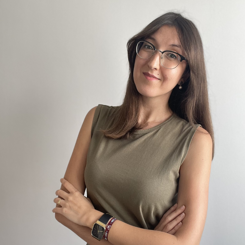 Contratar Laura Ortiz