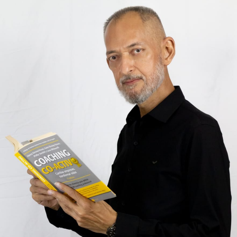 Contratar José David Peña