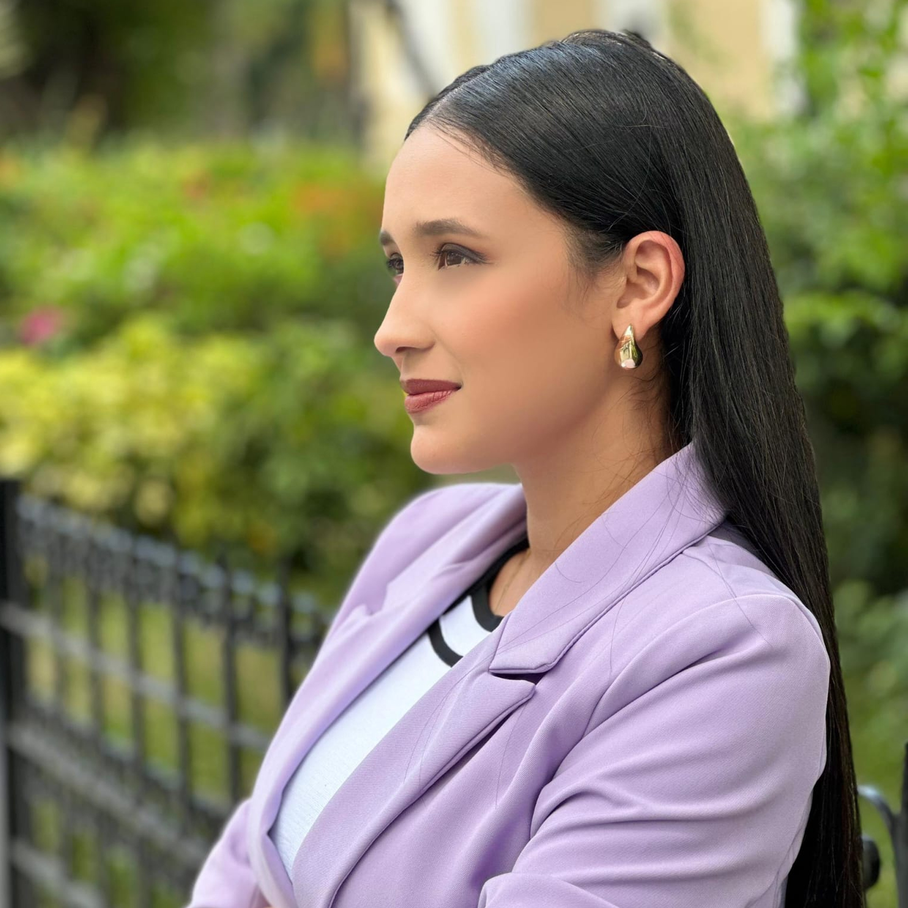 Contratar Lievana Cañizales