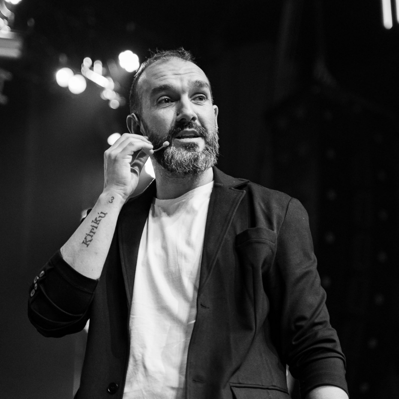 Contratar Miguel Berenguer 