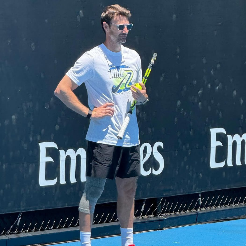 Contratar Juan Carlos Ferrero 
