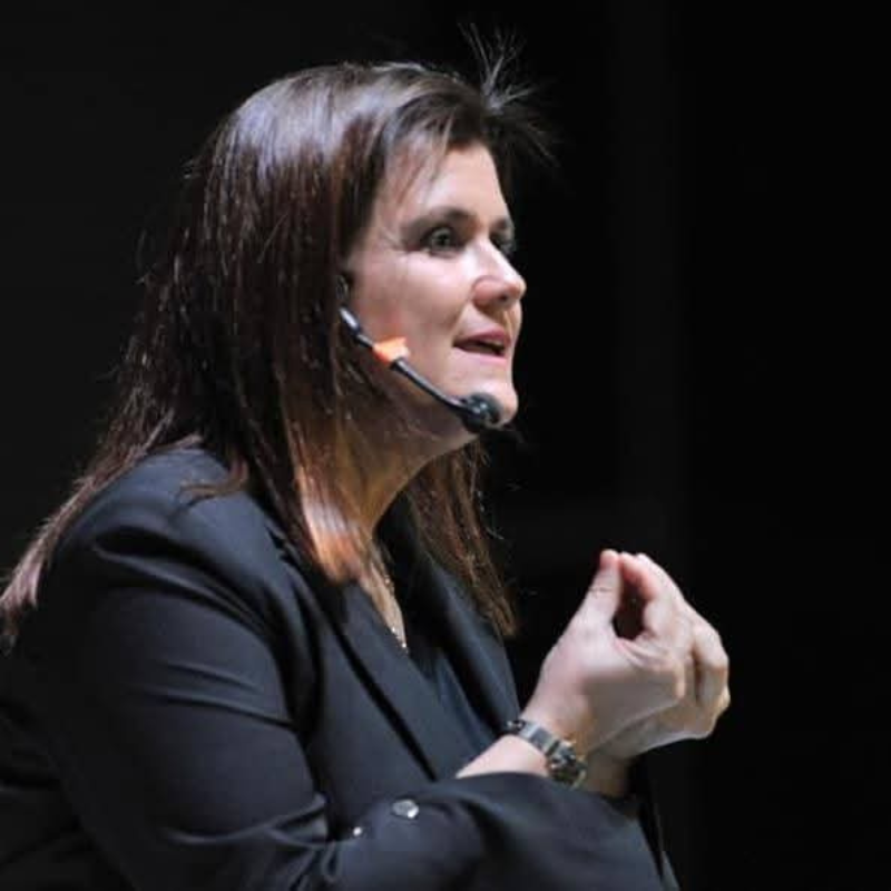 Contratar Pilar Sordo