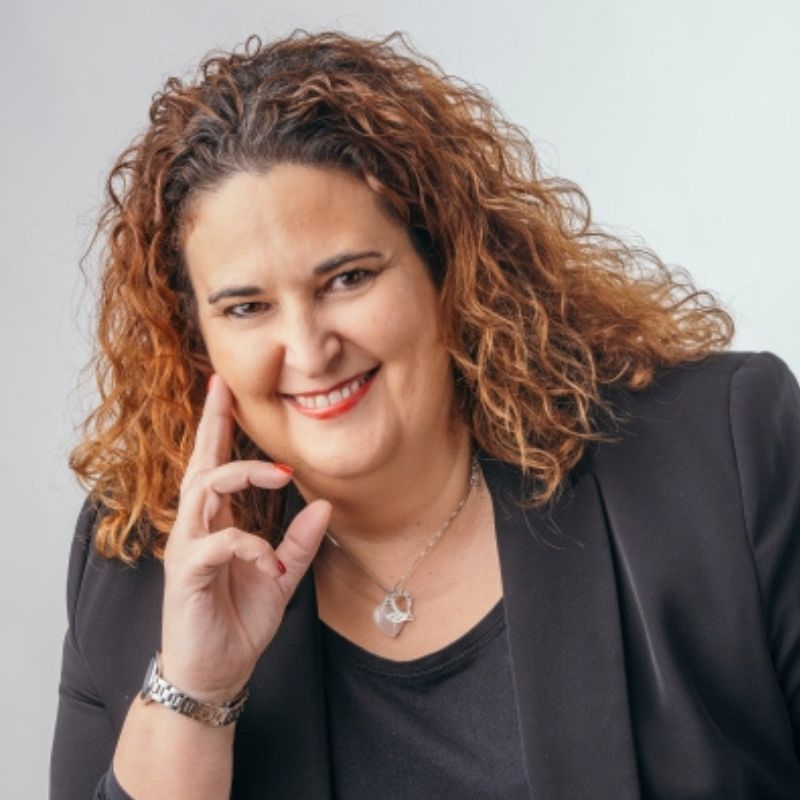 Contratar Rosario González