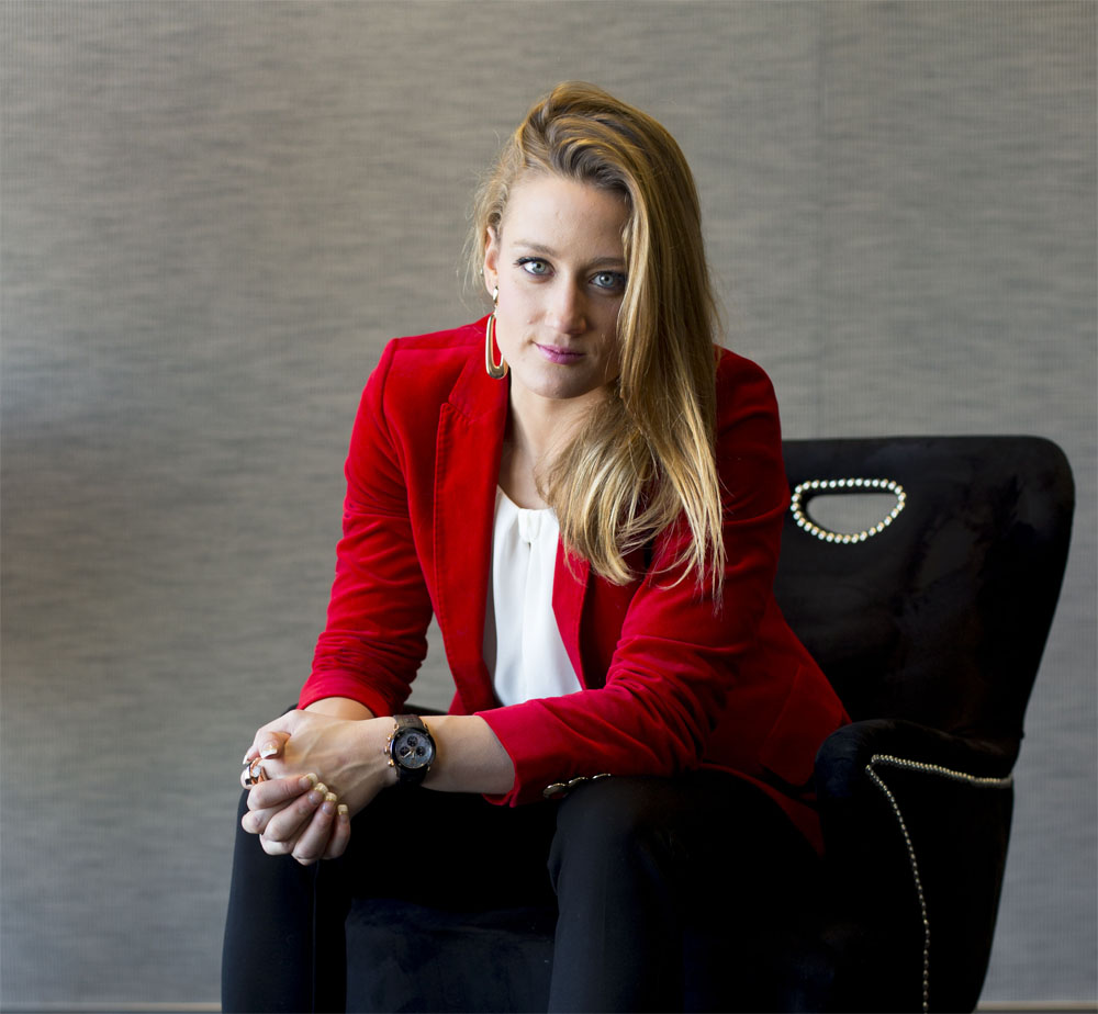 Contratar Mireia Belmonte