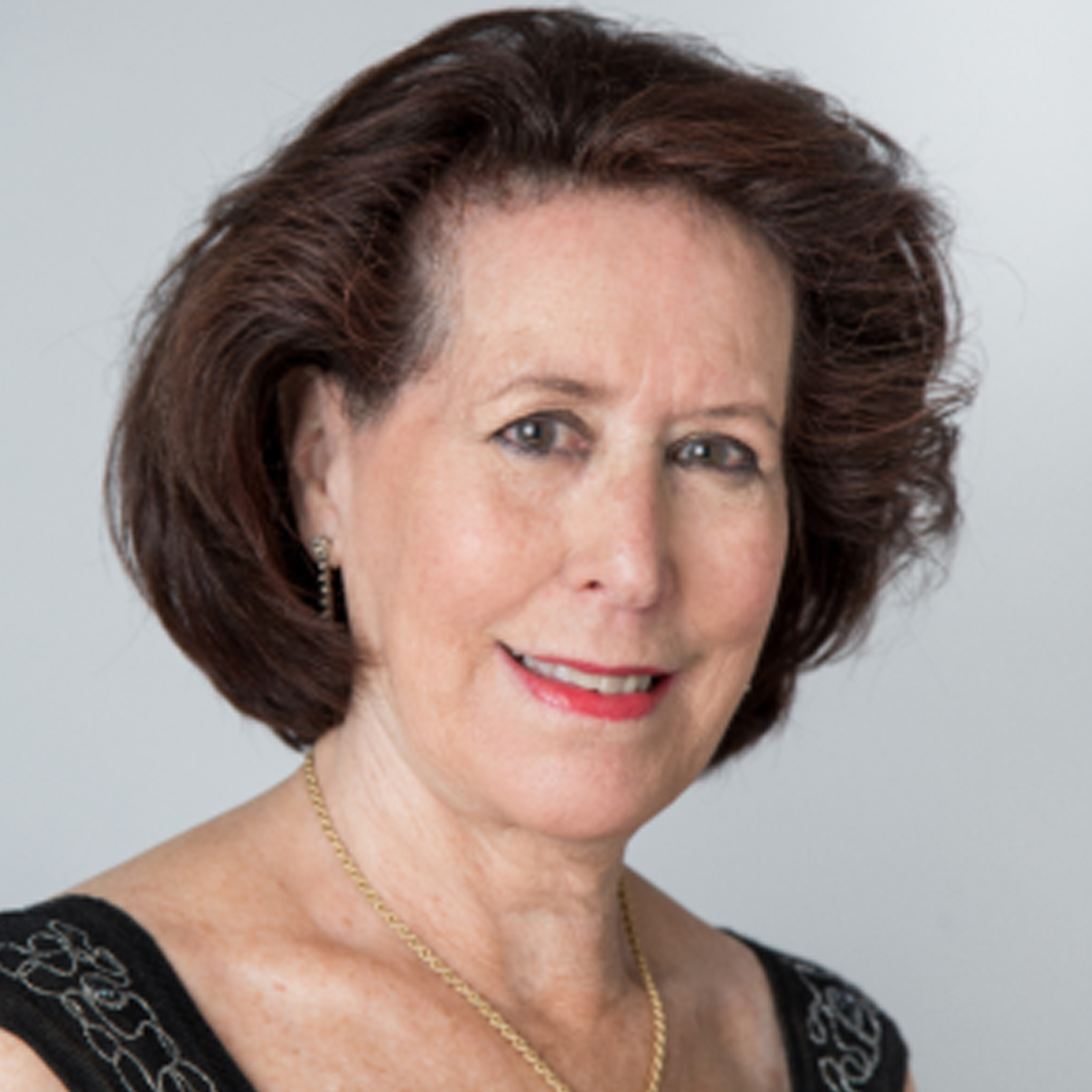 Contratar Rosa Estañ Homs