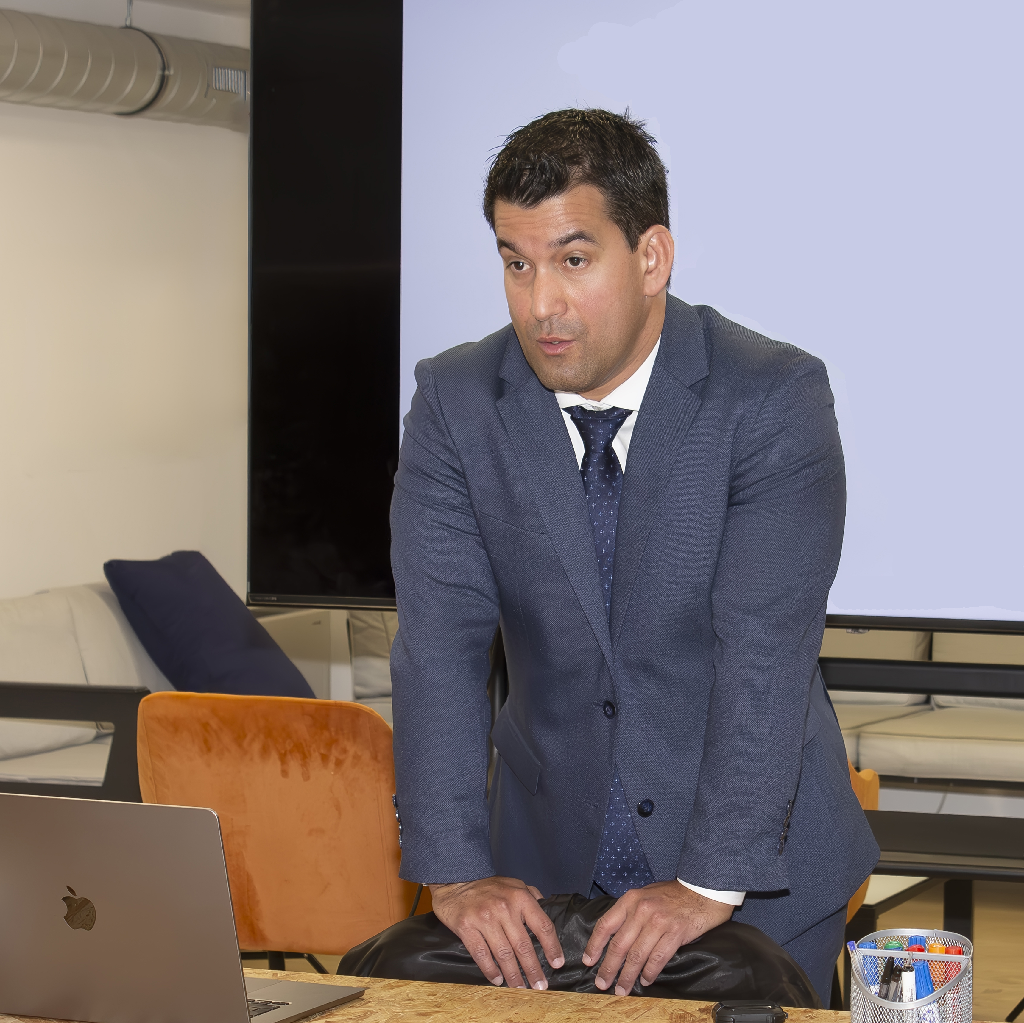 Contratar Rubén Matos