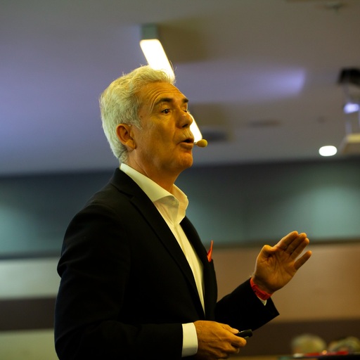 Contratar Joaquin Caraballo